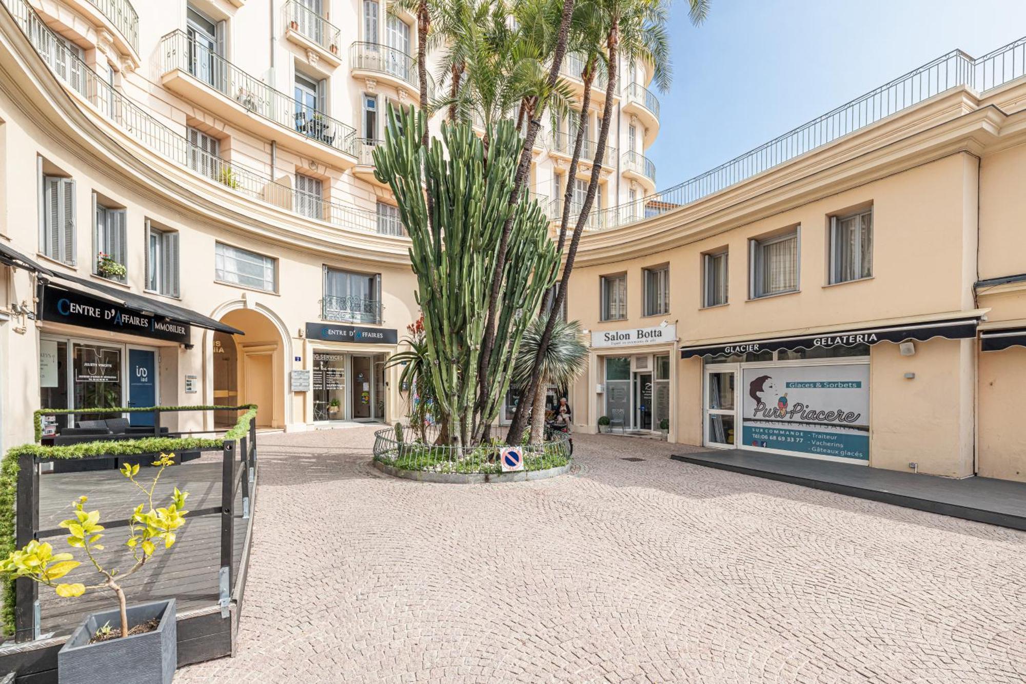 3 Pieces Des Jardins Parking Clim 1 Min Plage Ментона Экстерьер фото